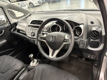 Used Honda Jazz 2010 for sale - 75538148: Photo