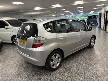 Used Honda Jazz 2010 for sale - 75538148: Photo