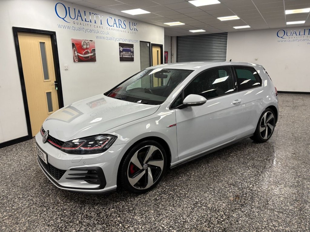 Used Volkswagen Golf 2018 for sale - 76520781: Photo 1
