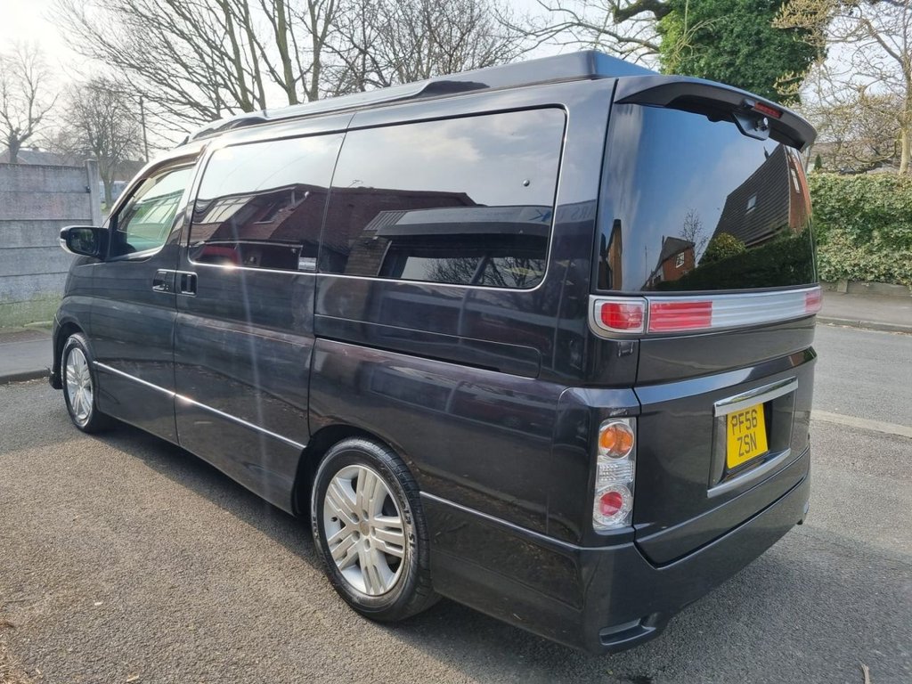 Used Nissan Elgrand 2006 for sale - 74784072: Photo 4