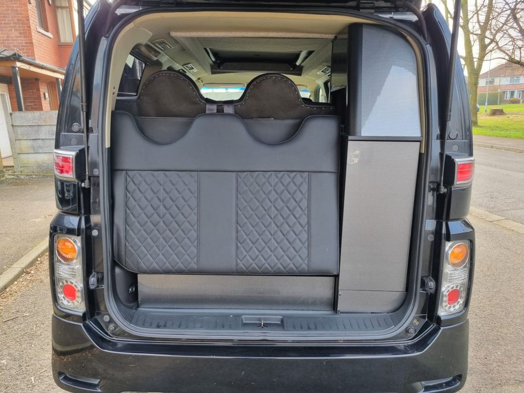 Used Nissan Elgrand 2006 for sale - 74784072: Photo 5