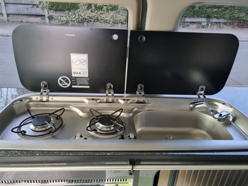 Used Nissan Elgrand 2006 for sale - 74784072: Photo 8