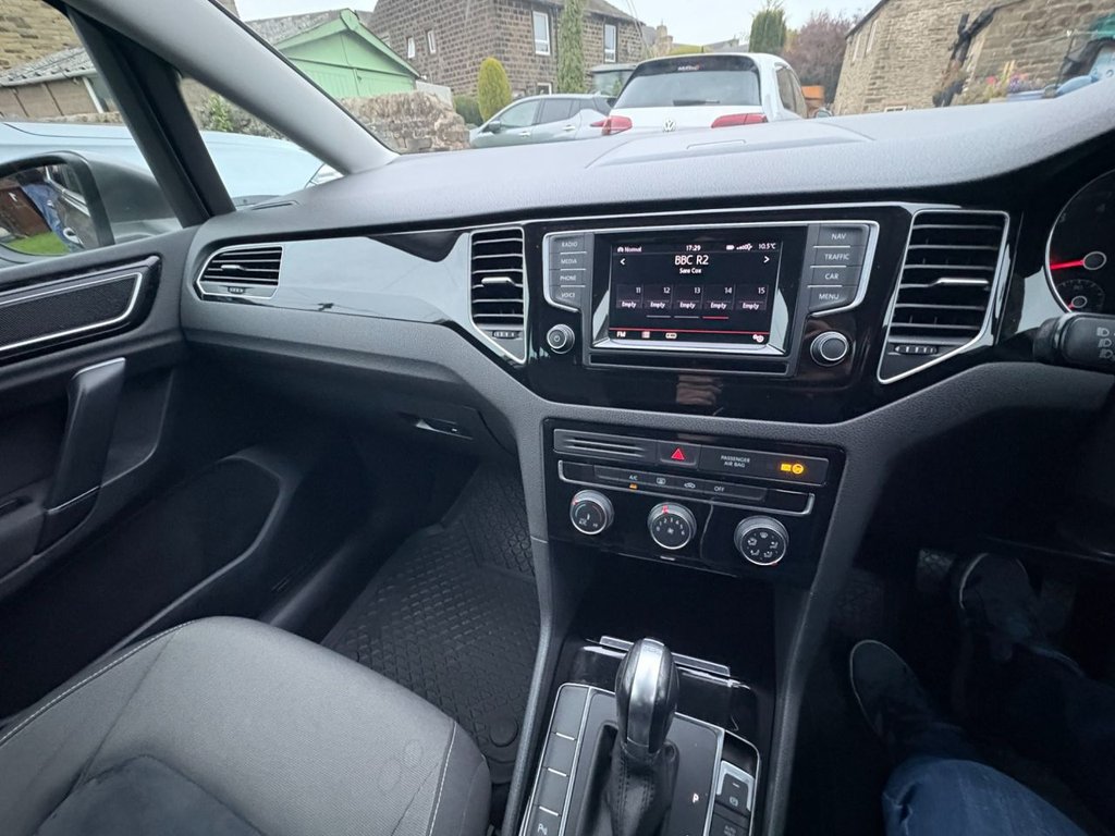 Used Volkswagen Golf SV 2015 for sale - 76313212: Photo 13