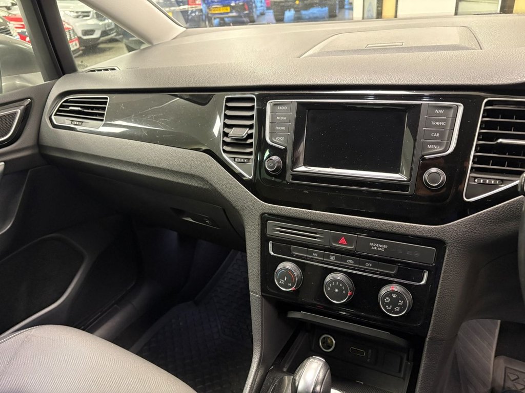 Used Volkswagen Golf SV 2015 for sale - 76313212: Photo 32