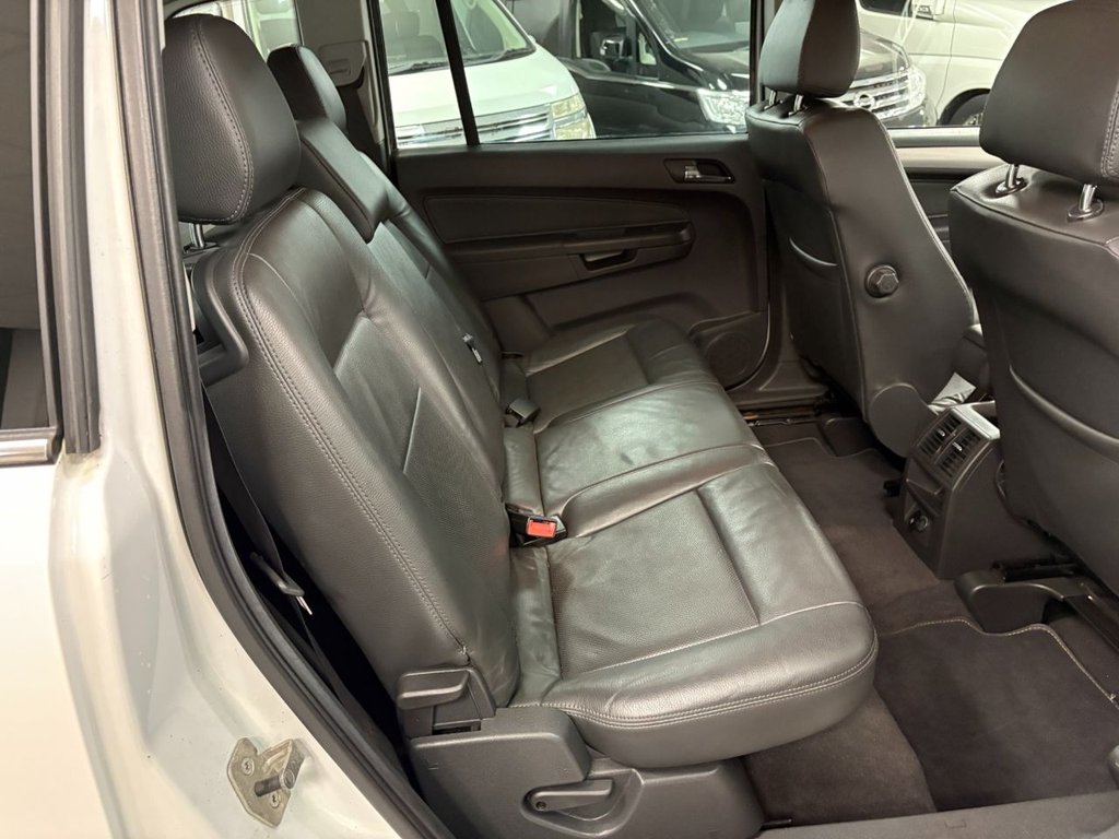 Used Vauxhall Zafira 2010 for sale - 76092579: Photo 17