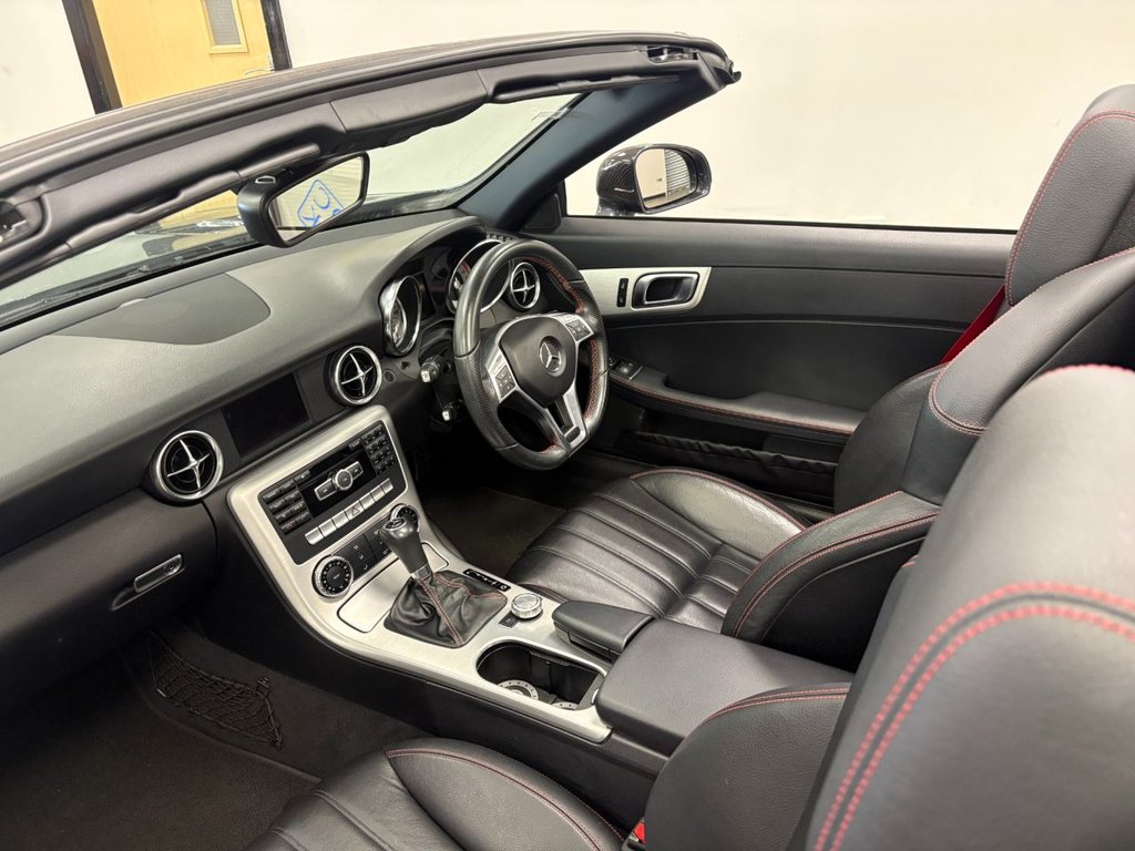 Used Mercedes-Benz SLK 2013 for sale - 77891175: Photo 19