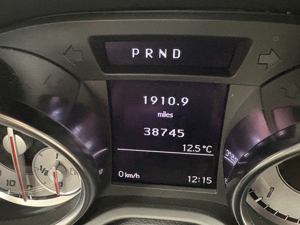 Used Mercedes-Benz SLK 2013 for sale - 77891175: Photo 3