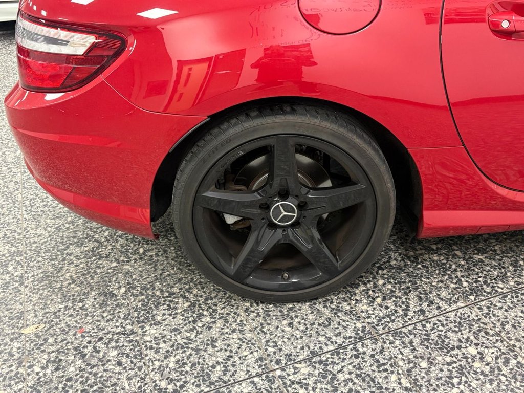 Used Mercedes-Benz SLK 2015 for sale - 77891194: Photo 16