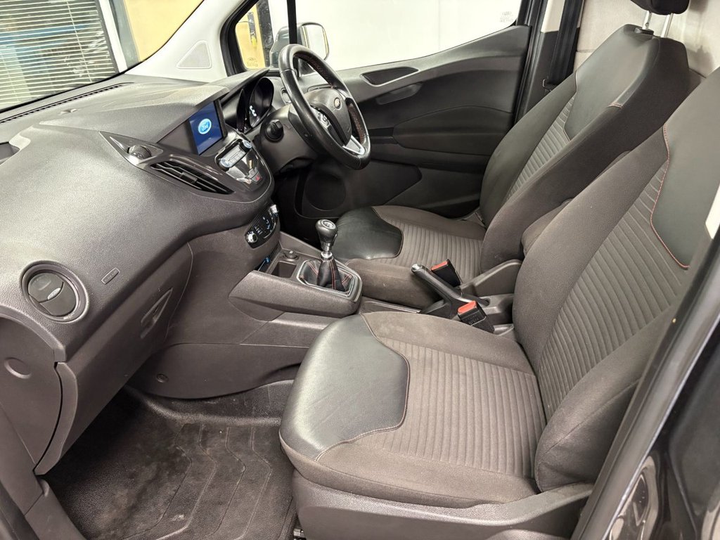 Used Ford Transit Courier 2018 for sale - 77048598: Photo 19