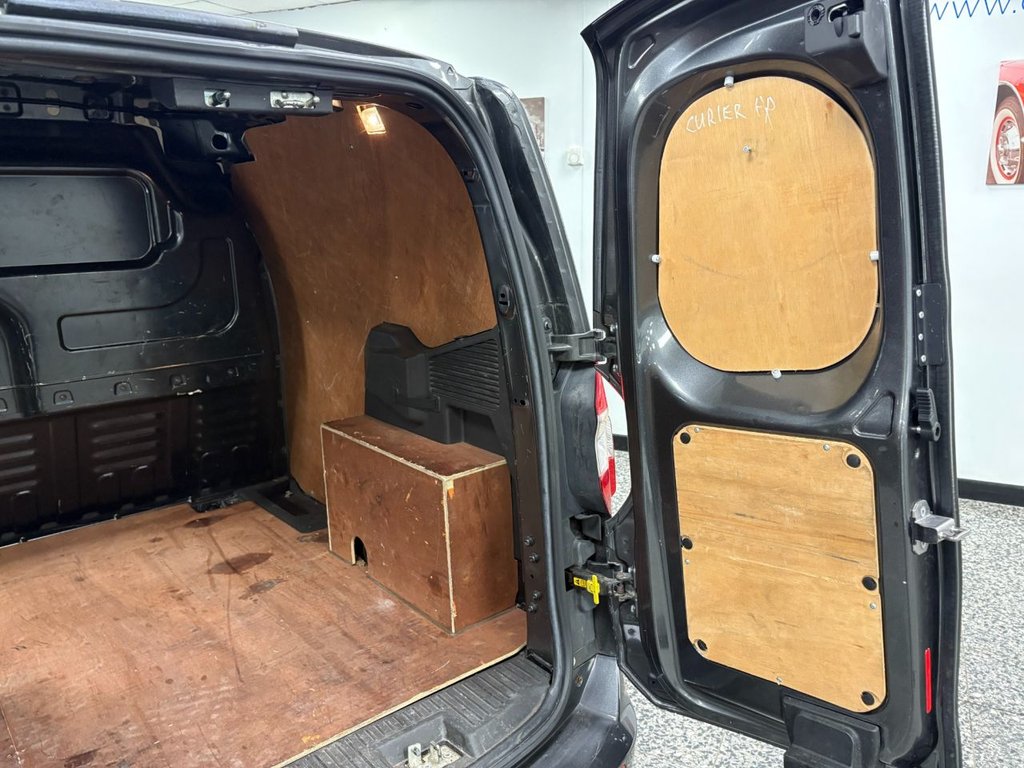 Used Ford Transit Courier 2018 for sale - 77048598: Photo 27