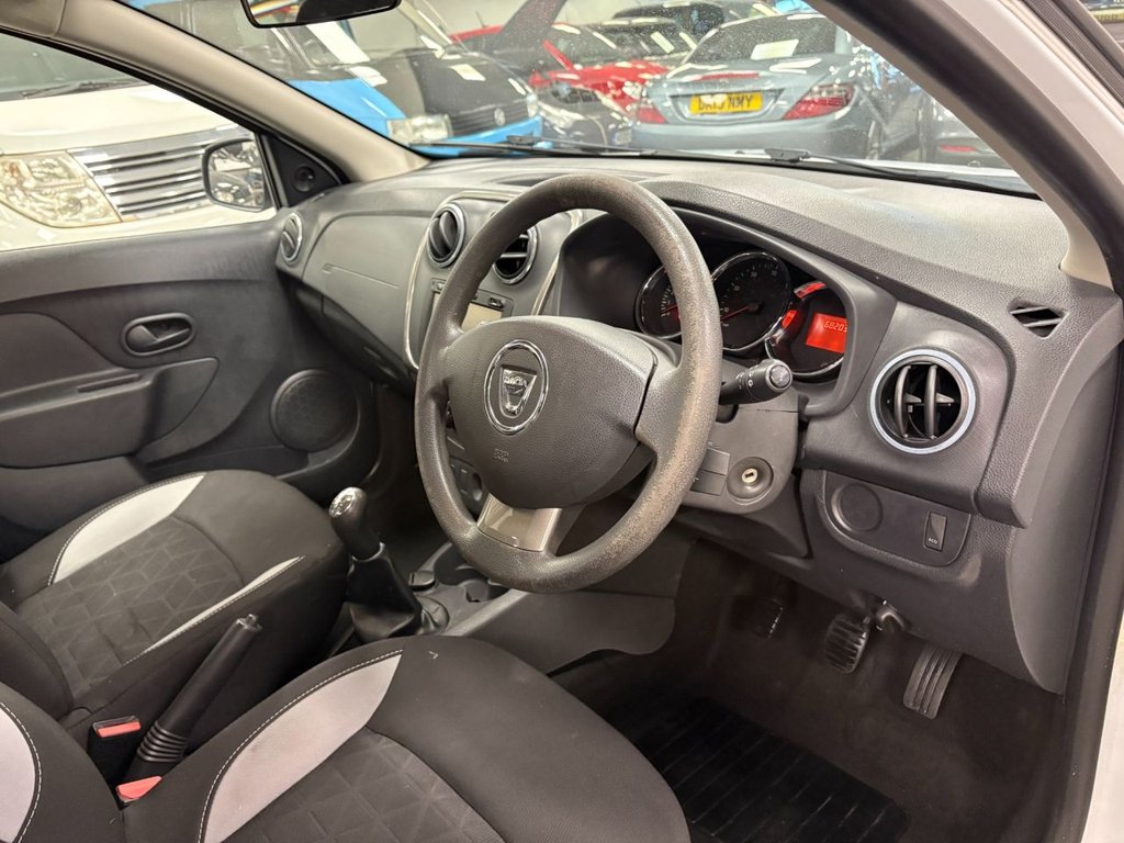 Used Dacia Sandero Stepway 2015 for sale - 77477651: Photo 16
