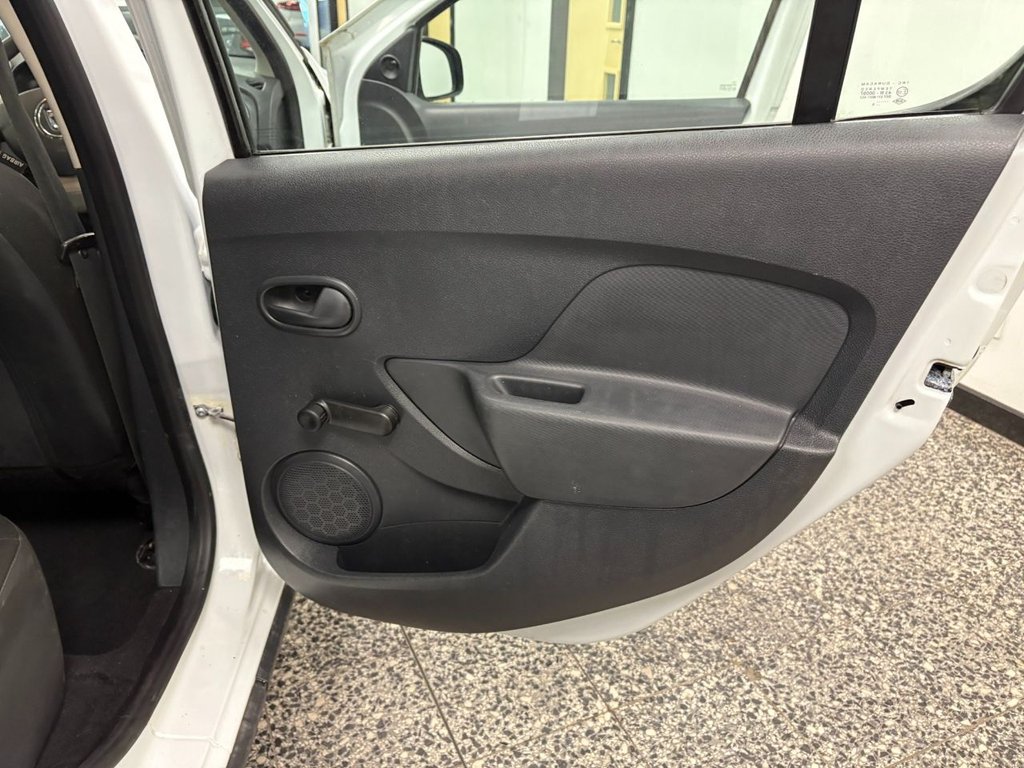 Used Dacia Sandero Stepway 2015 for sale - 77477651: Photo 23