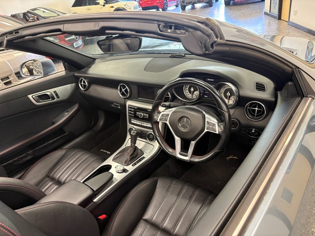 Used Mercedes-Benz SLK 2013 for sale - 77891162: Photo 3