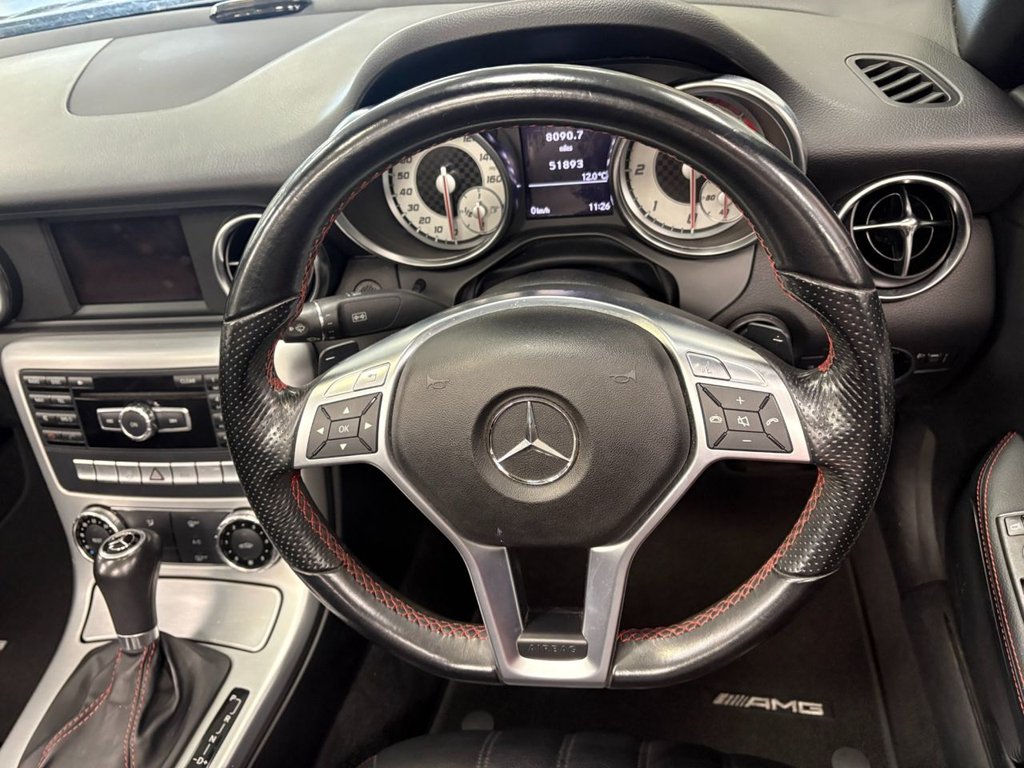 Used Mercedes-Benz SLK 2013 for sale - 77891162: Photo 32