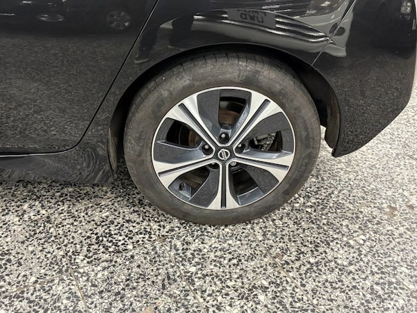 Used Nissan Leaf 2020 for sale - 76202889: Photo 17