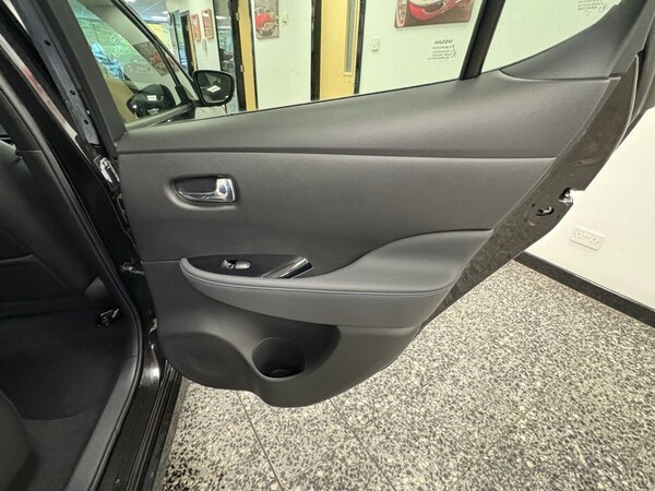 Used Nissan Leaf 2020 for sale - 76202889: Photo 22