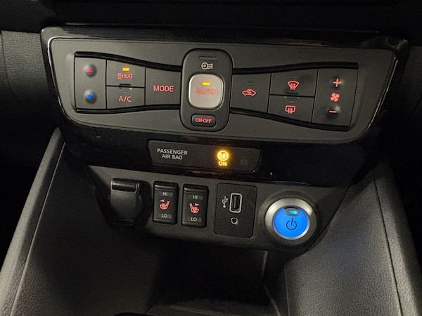 Used Nissan Leaf 2020 for sale - 76202889: Photo 30