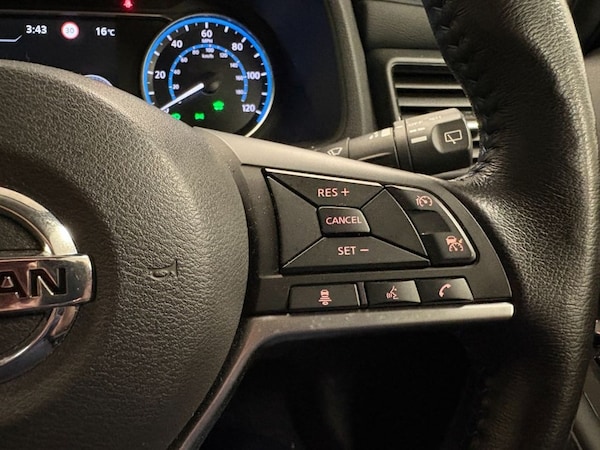Used Nissan Leaf 2020 for sale - 76202889: Photo 34