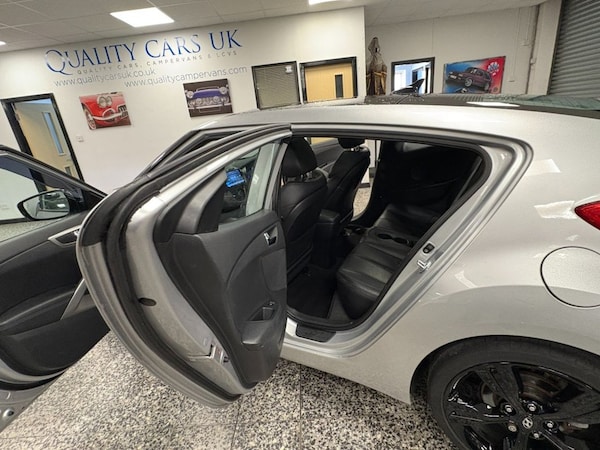 Used Hyundai Veloster 2012 for sale - 76173312: Photo 21