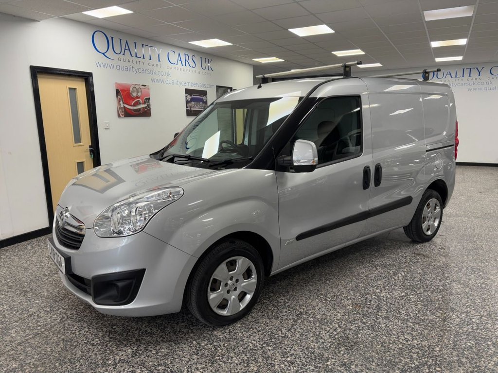 Used Vauxhall Combo 2018 for sale - 76376036: Photo 1