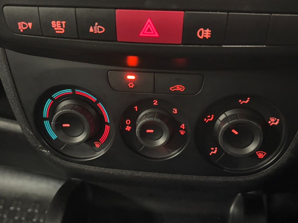 Used Vauxhall Combo 2018 for sale - 76376036: Photo 20