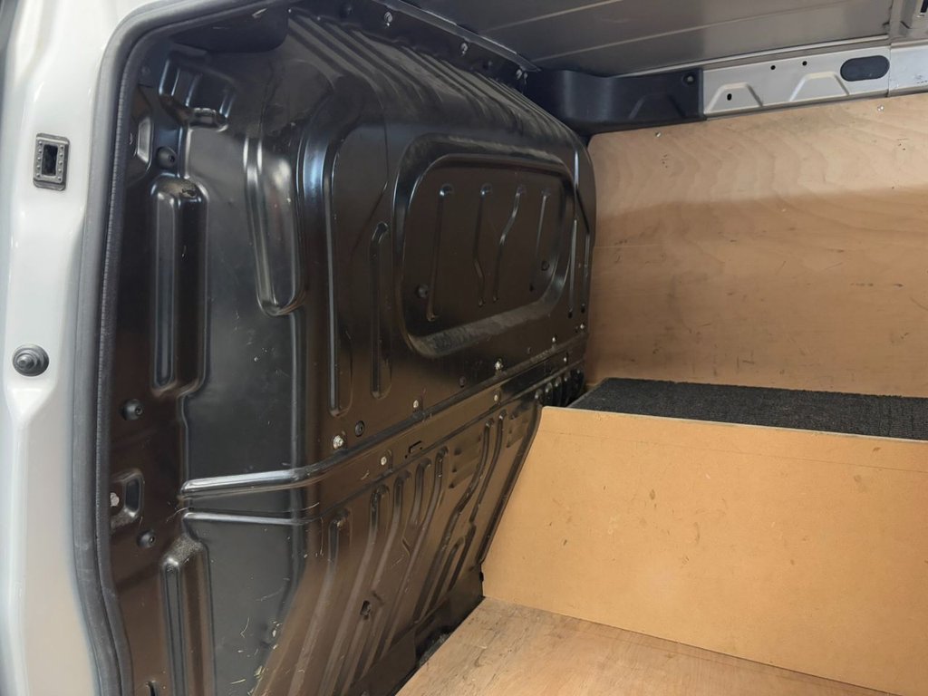 Used Vauxhall Combo 2018 for sale - 76376036: Photo 27