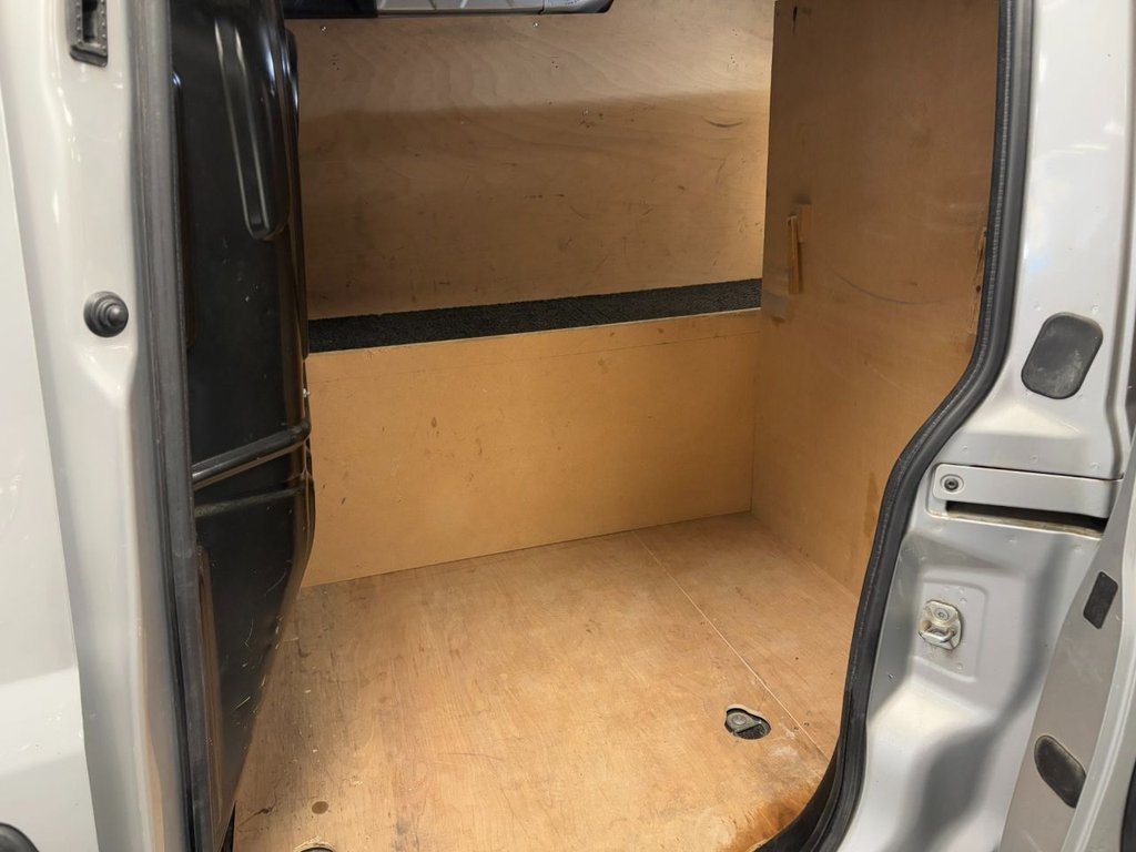 Used Vauxhall Combo 2018 for sale - 76376036: Photo 30