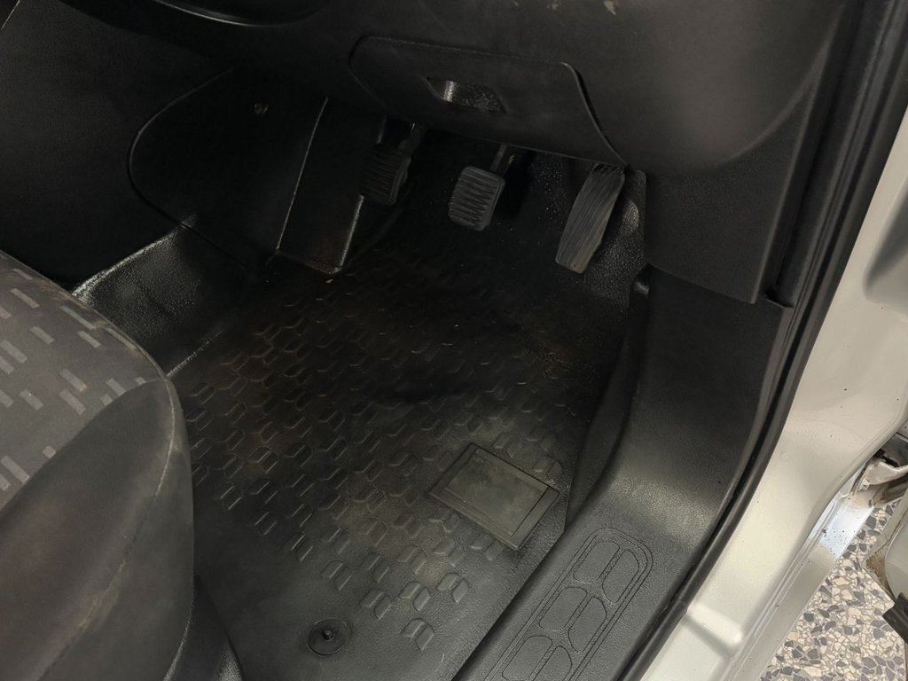 Used Vauxhall Combo 2018 for sale - 76376036: Photo 38