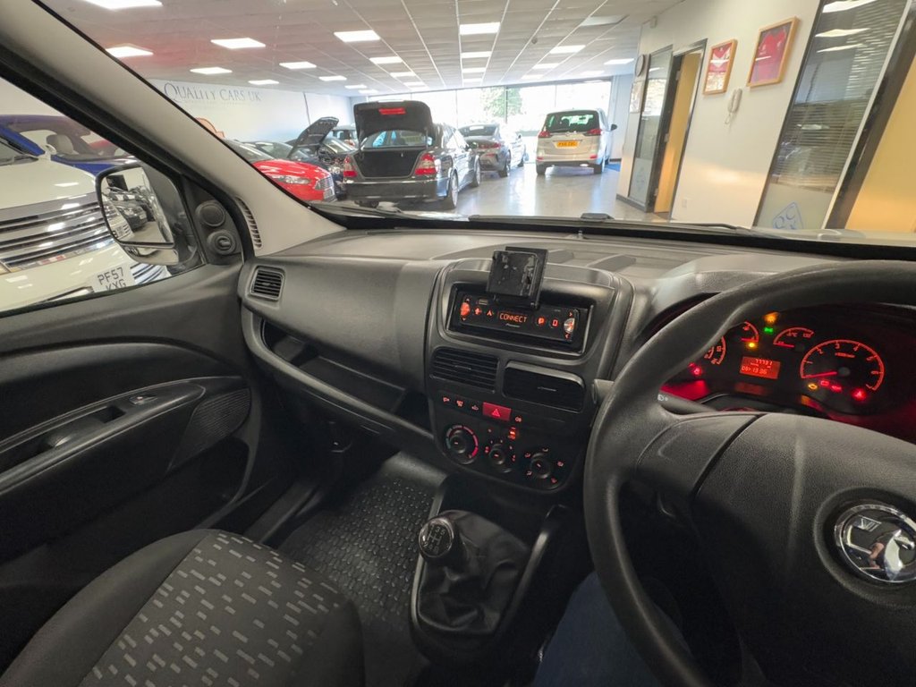 Used Vauxhall Combo 2018 for sale - 76376036: Photo 39