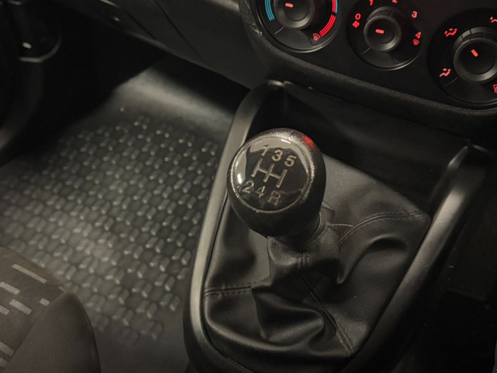 Used Vauxhall Combo 2018 for sale - 76376036: Photo 41