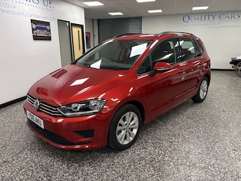 Used Volkswagen Golf SV 2015 for sale - 78896603: Photo