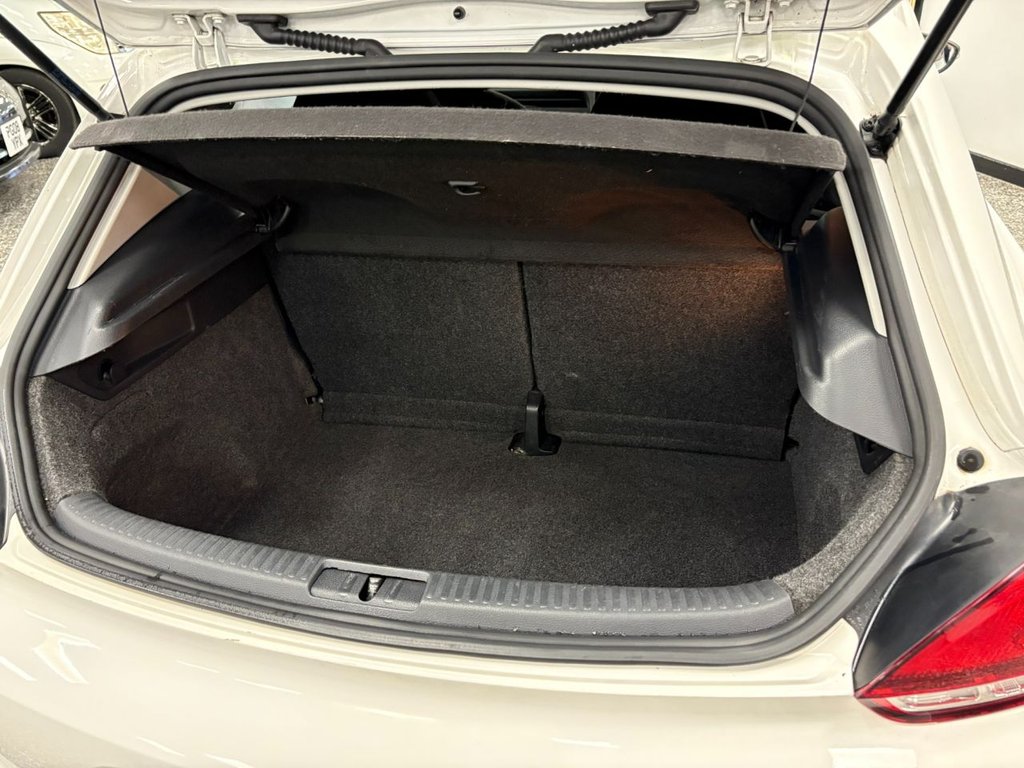 Used Volkswagen Scirocco 2013 for sale - 77226790: Photo 10