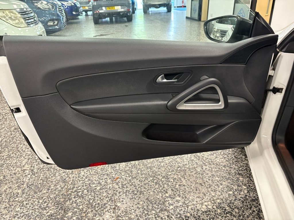 Used Volkswagen Scirocco 2013 for sale - 77226790: Photo 19