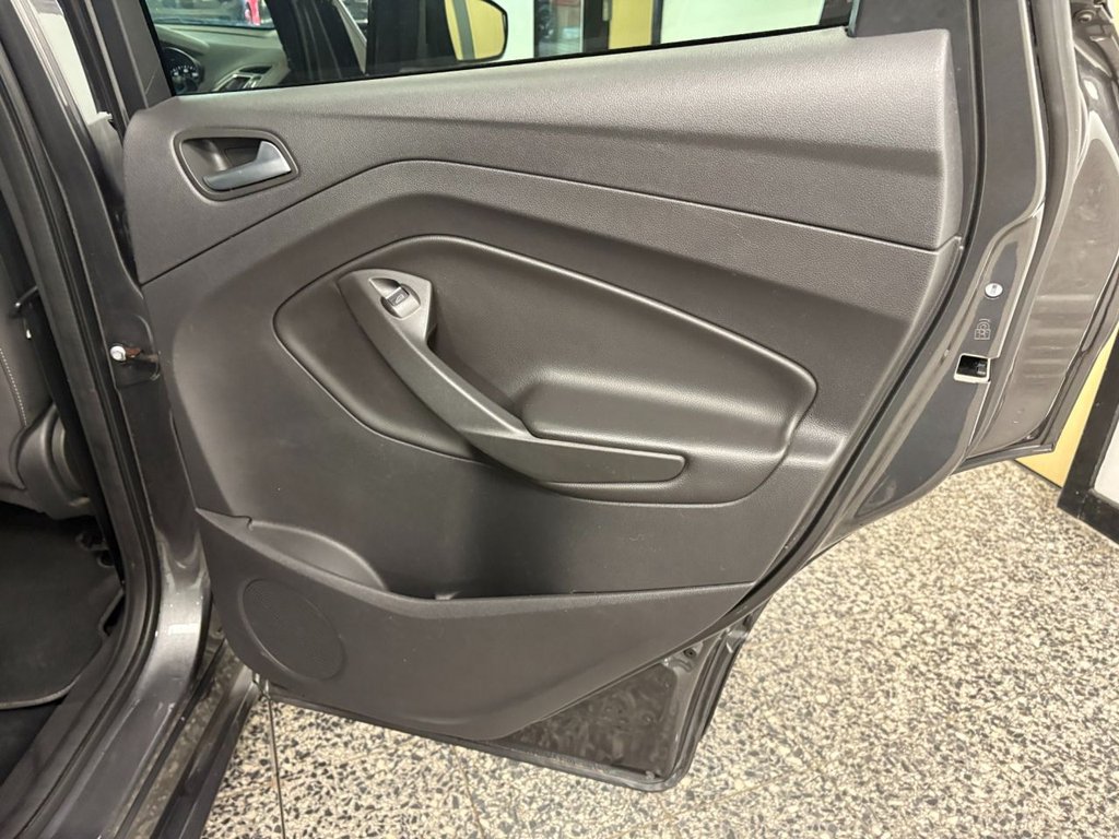 Used Ford Kuga 2017 for sale - 77935992: Photo 27