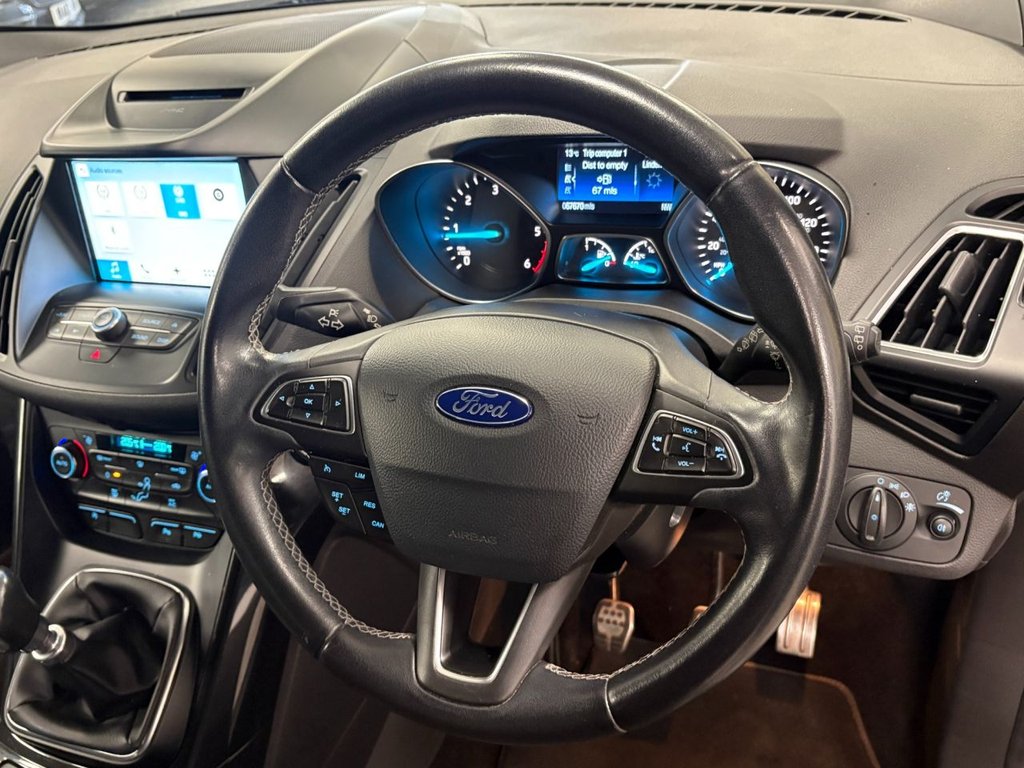 Used Ford Kuga 2017 for sale - 77935992: Photo 41