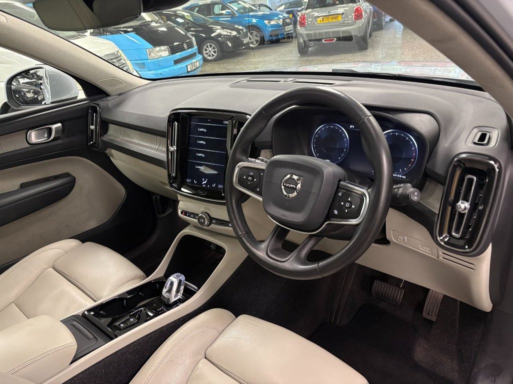 Used Volvo XC40 2019 for sale - 76820561: Photo 2