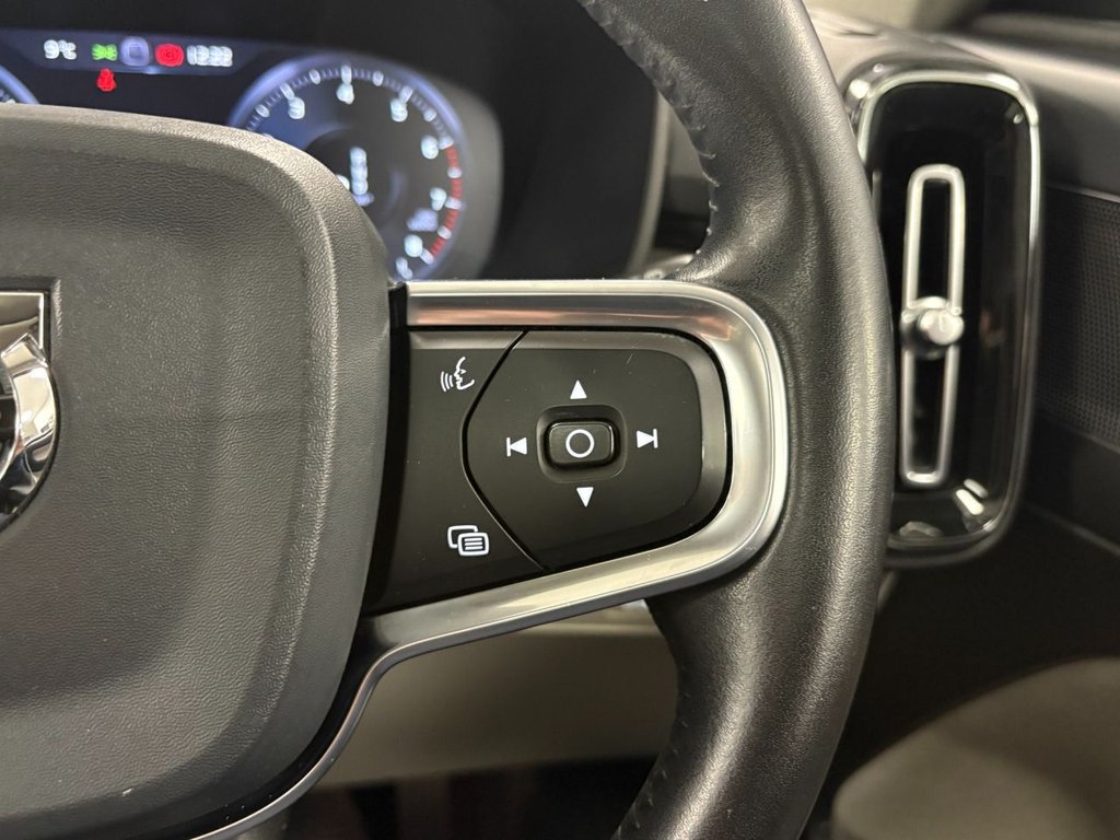 Used Volvo XC40 2019 for sale - 76820561: Photo 42