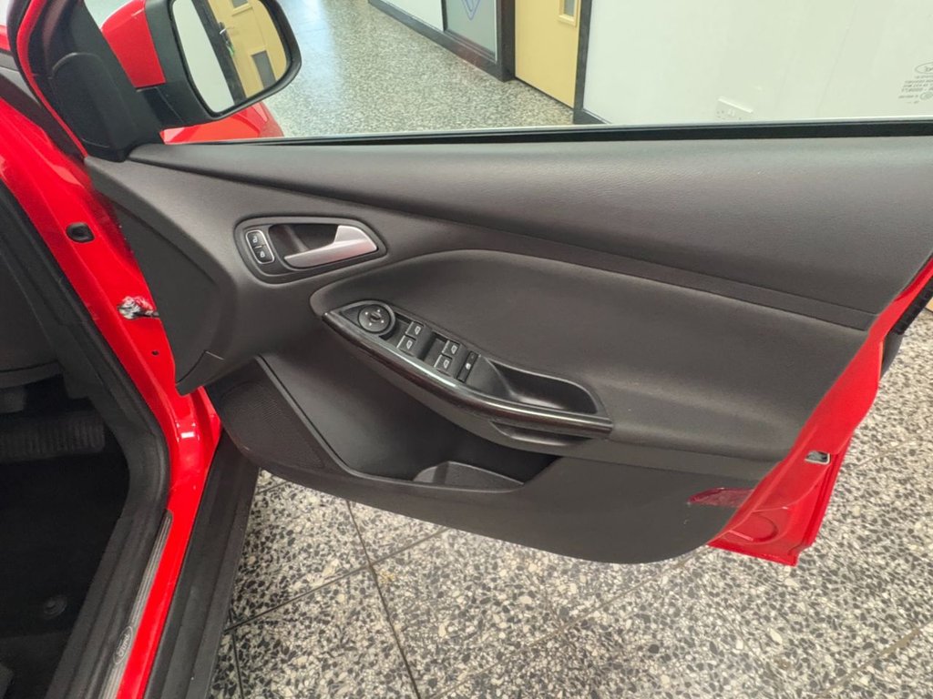 Used Ford Focus 2016 for sale - 76356886: Photo 36