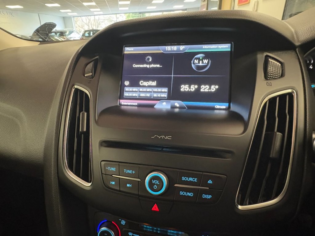 Used Ford Focus 2016 for sale - 76356886: Photo 4