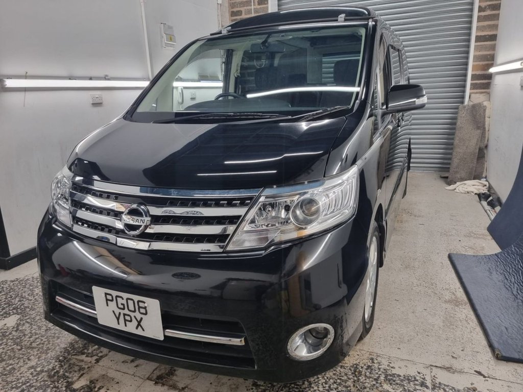 Used Nissan Serena 2008 for sale - 74784139: Photo 2