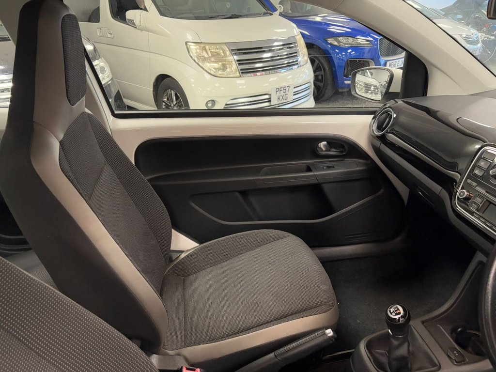 Used Volkswagen up! 2013 for sale - 76345692: Photo 21