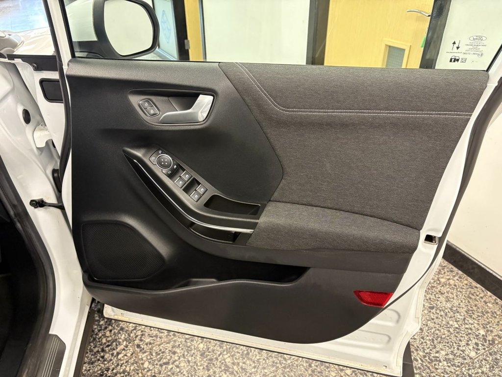 Used Ford Puma 2021 for sale - 78154154: Photo 21