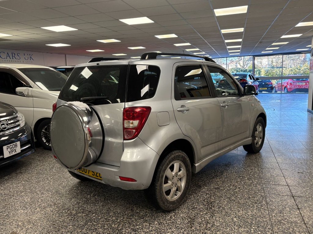 Used Daihatsu Terios 2007 for sale - 77111060: Photo 8