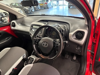 Used Toyota AYGO 2016 for sale - 79450391: Photo