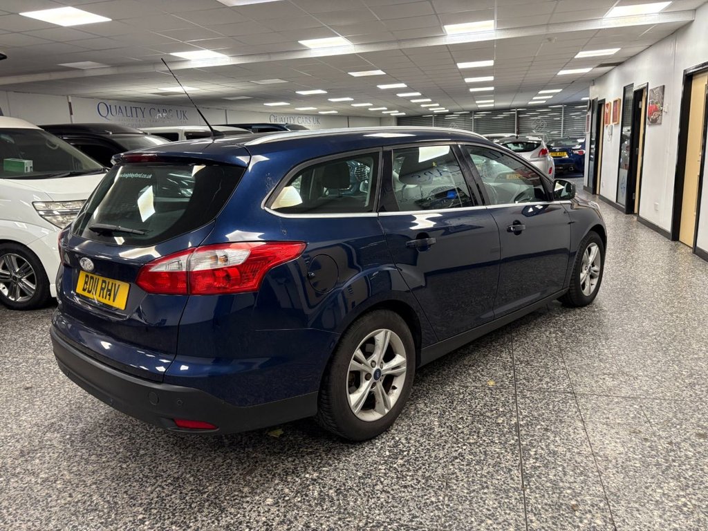 Used Ford Focus 2011 for sale - 76106263: Photo 6