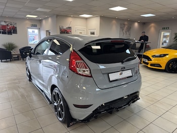 Used Ford Fiesta 2016 for sale - 78229802: Photo