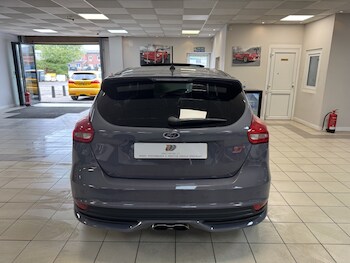 Used Ford Focus 2017 for sale - 78647122: Photo