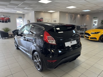 Used Ford Fiesta 2016 for sale - 78225719: Photo