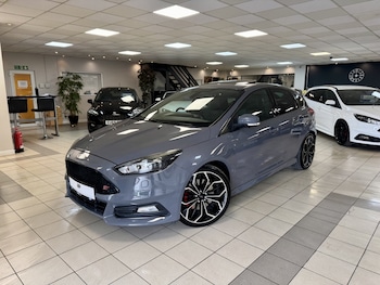 Used Ford Focus 2017 for sale - 78802905: Photo