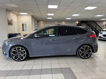 Used Ford Focus 2017 for sale - 78802905: Photo